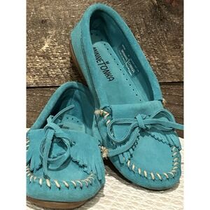 Minnetonka Kilty Moccasin Slip On In‎ Size 5 402S EUC